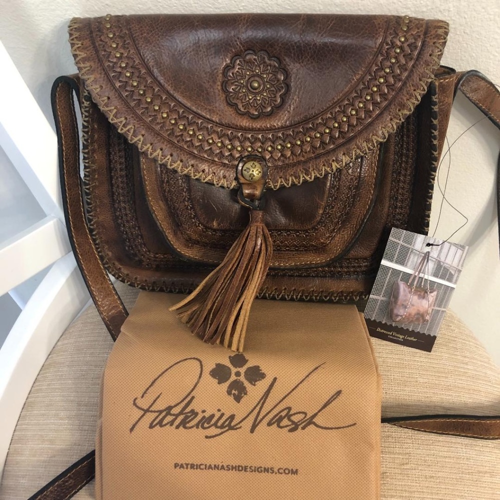 NWT Patricia Nash Beaumont Distressed Crossbody